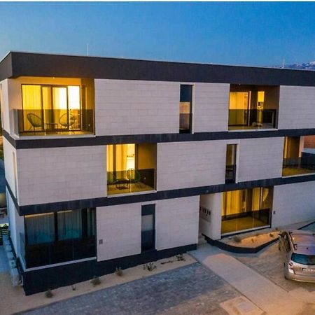 Apartments House Novel Novalja Bagian luar foto