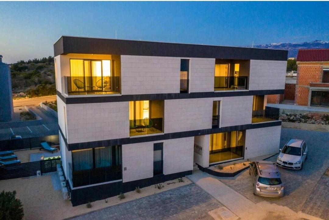 Apartments House Novel Novalja Bagian luar foto