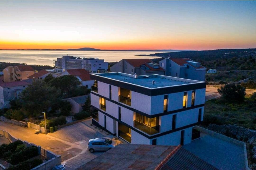 Apartments House Novel Novalja Bagian luar foto